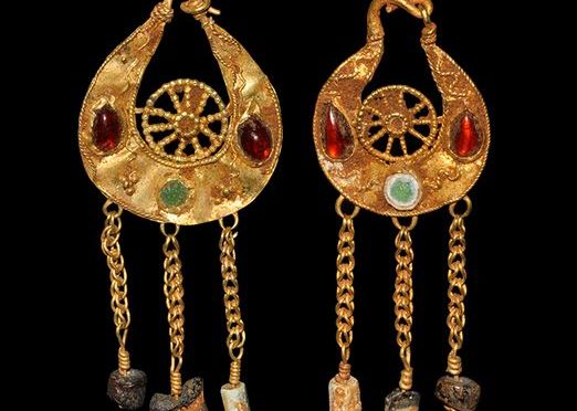 11 υπέροχα βυζαντινά σκουλαρίκια στο σχήμα της ημισελήνου-11 magnificent halfmoon shape byzantine earrings